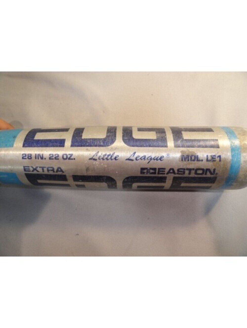 EASTON EXTRA EDGE LE1 2822 LITTLE LEAGUE BASEBALL BAT 28in 22oz 2 1/4in